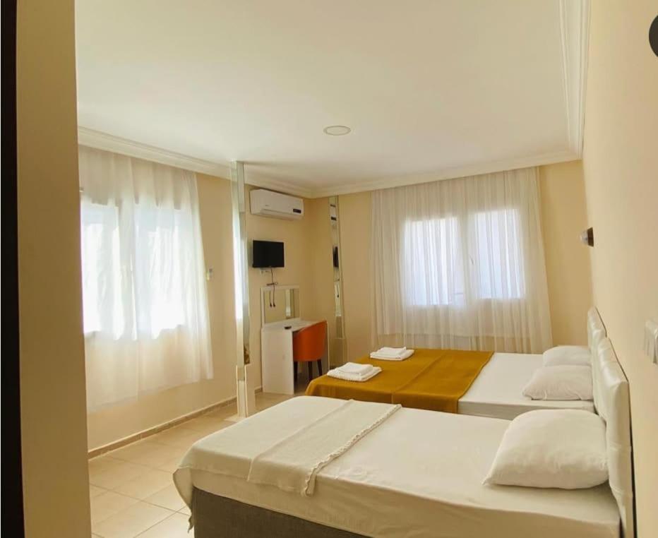 Mandarin Beach Hotel غومولدور المظهر الخارجي الصورة
