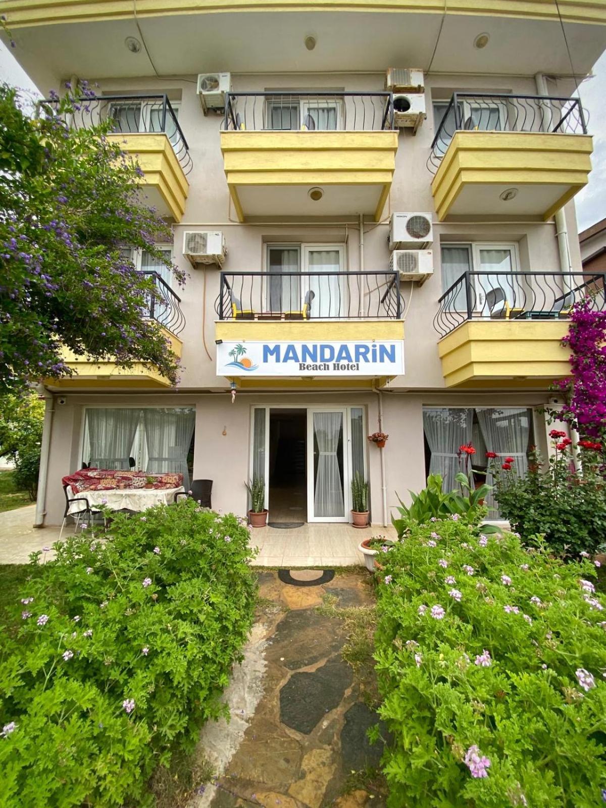 Mandarin Beach Hotel غومولدور المظهر الخارجي الصورة